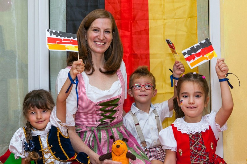 Немецкий язык с носителем языка в школе Magic Castle International School