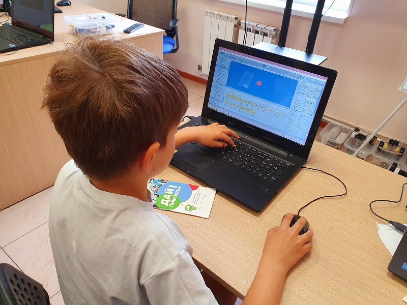 Онлайн-курс «Scratch Junior программирование» в клубе Пиксель