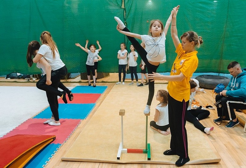 Спортивная акробатика. Группа спортивной подготовки во всероссийской сети ДСШ