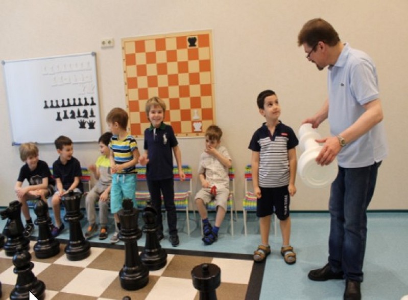 Шахматы в центре Пилигрим