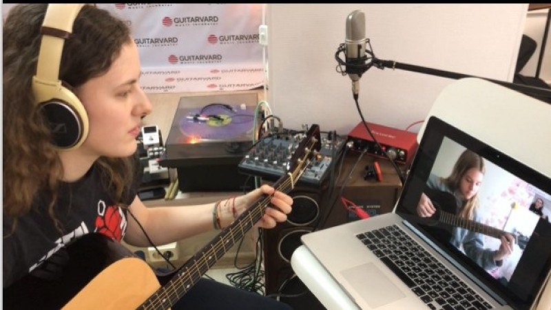 Индивидуальное онлайн-обучение на гитаре, электрогитаре, укулеле  в музыкальной студии Гитарвард