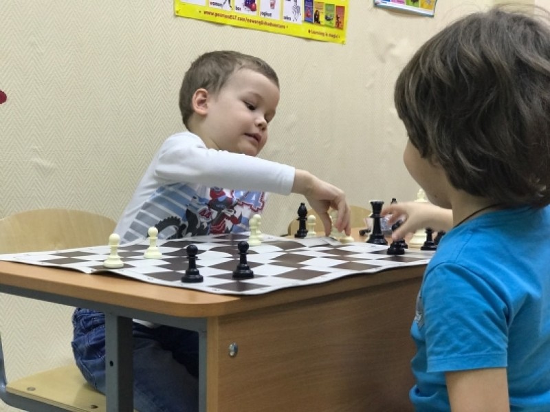 Шахматы в клубе Chess First